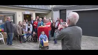 Tolles Engagement f&uuml;r Bed&uuml;rftige! Der Kleidersalon Aumenau feiert ersten Geburtstag.