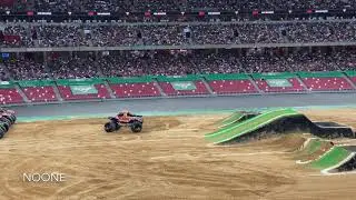 Monster Jam Singapore 2019 - Monster trucks donut competition