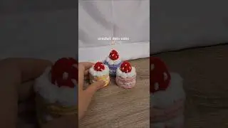 not gonna lie, making these mini cake is honestly kinda addicting 😫🎂 #crochet #crochetcake