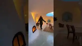 Man Builds Giant Igloo  #aivideo #funny #sora #aishorts #viralvideo #trending #igloo #virtalshorts