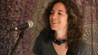 Kyleen Downes - Last Drop (live + lyrics)