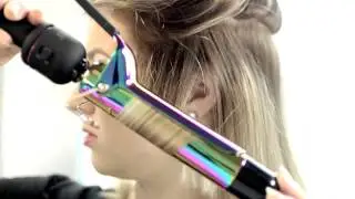 How to Make Soft Curls for Short Hair