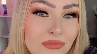 Brown & Gold Glam Eyeshadow Look