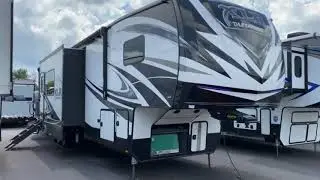 2019 Forest River XLR Thunderbolt 382AMP Fifth Wheel Toy Hauler Walkthrough, Tri State RV, Anna IL