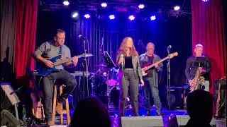The Fortunates - Proud Mary (CCR Cover)
