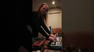 Acidhouse liveset recorded 20 November 2025 
