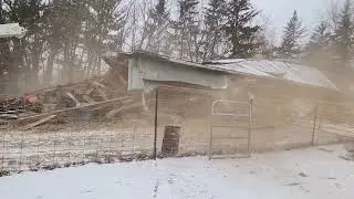 How to take down a barn in 2 minutes.