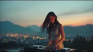 Calming Electronic EDM Music for Working, Studying and Relaxing Without Distraction