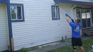 House Washing in Surrey, BC