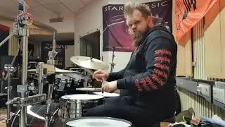 P&auml;iv&auml;n komppi - Tuplien tuherrusta