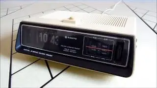 Продаются перекидные часы Sanyo &mdash; винтажная электроника, ретро, ​​1970-е