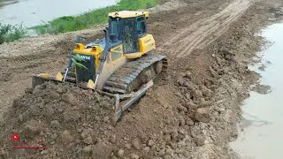 Wonderful Power Dozer Equipment Making New Road Land Activities Excavator Dongfeng Trucks