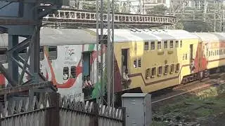 Train No 09024 Valsad Mumbai Central Express Passing through Malad Station