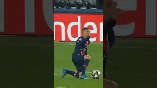 Marco Verratti lost his shoe