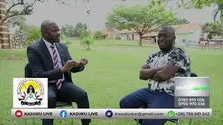 Kyamagero agaanye ebya bayimbi okwepicha 😂