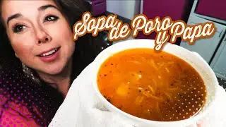 Sopa casera de poro y papa con caldito de chambarete de res/Marisolpink