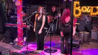 5-Crimson Sisters(Angela Combs & Gina McCann)/“Walk This Way” The Belle & The Bear 