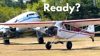 Pilot&rsquo;s Expertise in Action: Flawless Banner Towing with a Piper J-3 Super Cub