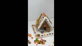 Make Your Own (Edible!) Haunted House!