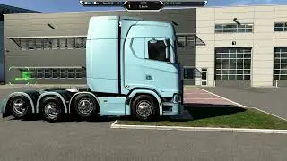 8x4