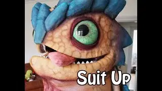 Skaarl Cosplay Suit Up