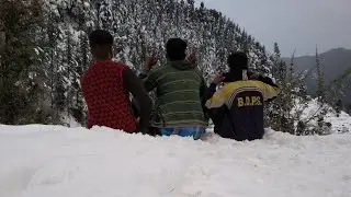 PAHARI DANCE WITH NETAR. TAJENDER. GOPAL!! ENJOY FIRST VIDEO....