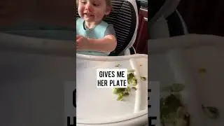 This dinner got messy! 👶🏼