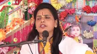 सभी देवताओं का आभान कियाGyan Jyoti Vineeta shastri/दोहा बोल कर कथा शुरू की ।