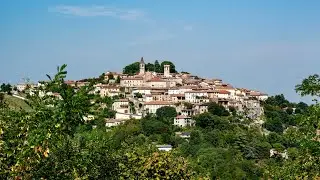 Inside the Fossil-Flecked Chambers Beneath Italy&rsquo;s Monferrato Wine Country