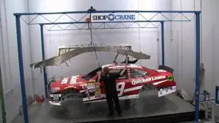Кран-манипулятор в гоночной команде Stewart Haas Racing