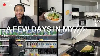 London Living Vlogmas - Episode 1: Work-life balance, cooking, cleaning & I’m back after 3 years!