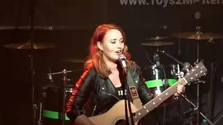 Clara Clasen Live @Bonn Harmonie &ndash; TOYS2MASTERS &ndash; ATTENTION ATTENTION