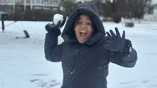 Snowball fight | state of emergency 🚨 snowstorm | THE ANGEL AND MOMMY SHOW 