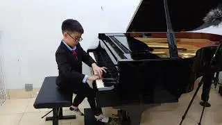 Piano, Elementary School Year 2, Chatchayut Surussavadee, Gillock - Fountain in the Rain