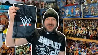 Super Stables - WWE Kids Magazine Review