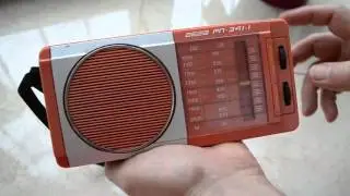 Vintage Soviet Russian USSR Portable MW LW Radio Vega-RP-341-1 / Советское радио РП-341-1