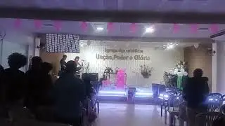 Ministério de louvor som solene adorando ao Senhor 