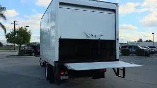 2019 Ford E350 Super Duty Cutaway Cutaway Van 2D 16 FT BOX TRUCK