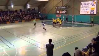 Handball | Roucoulette Sur Coup-Franc Direct Et But (Incroyable)