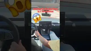 Как попасться на глаза роботакси Tesla! Вы бы прокатились? #Tesla #роботакси