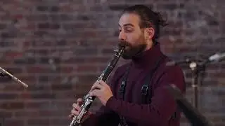 M&agrave;s all&agrave; del rojo | Stick&bow & l'ensemble Paramirabo