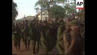 Uganda - Villagers flee to stay out of LRA control
