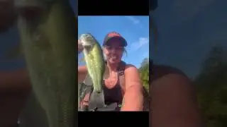 &ldquo;Pretty girls can&rsquo;t fish&rdquo; 🙄#bassfishing #prettygirl #fishing #kayakfishing #catfish