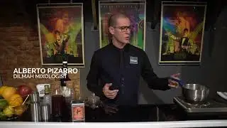 How to Make a Hot Christmas Punch with Tea