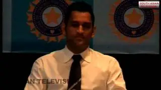 MS DHONI AVOIDS QUESTIONS ON SPOT FIXING IN IPL