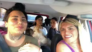 Vamos por los regalos con Grecia  Wendy y Erika