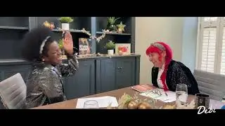 EP08: Christmas - with Debi Marriott-Lavery and Veronica Bennett