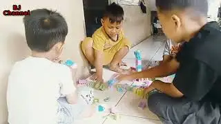 Bermain Lego-legal Bersama Teman-teman..