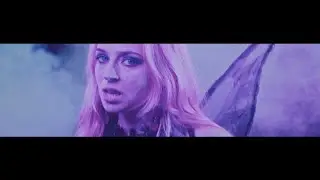 Lizzie Esau - She's a Scorpio