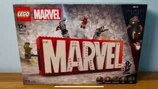 LEGO Marvel Logo (76313) Unboxing